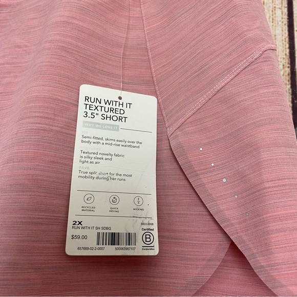 Athleta Womens Run with it textured 3.5” athletic shorts size 2X - Picture 3 of 12